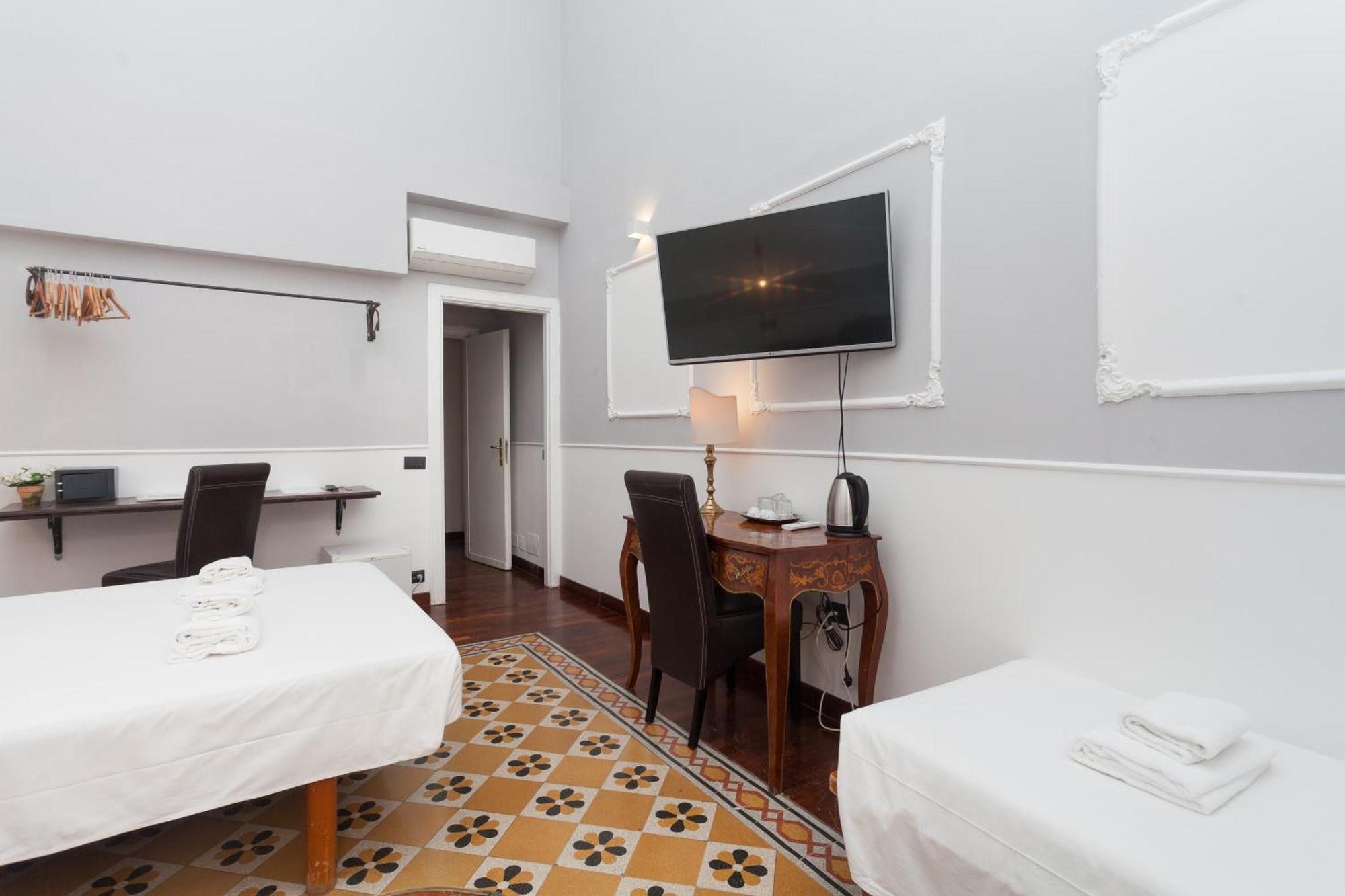 Palazzo Del Duca Piazza Navona Guest House Rom Exteriör bild