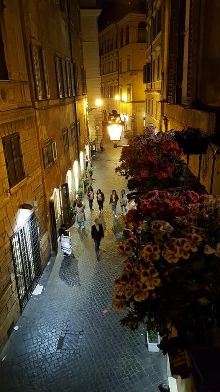 Palazzo Del Duca Piazza Navona Guest House Rom Exteriör bild