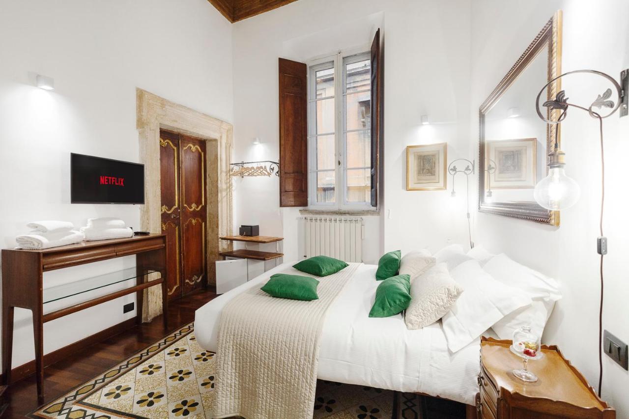 Palazzo Del Duca Piazza Navona Guest House Rom Exteriör bild