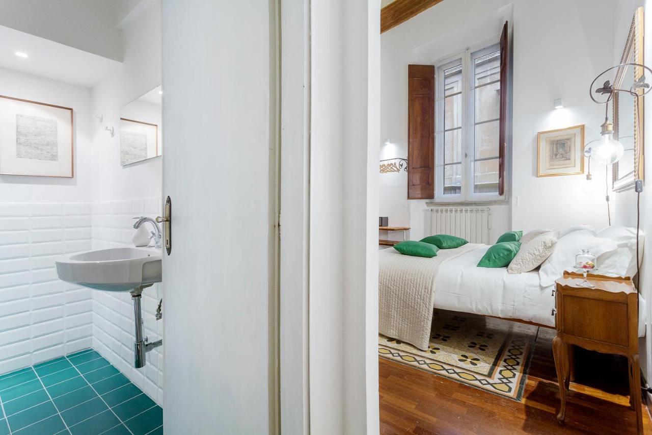 Palazzo Del Duca Piazza Navona Guest House Rom Exteriör bild