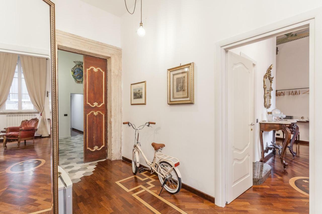Palazzo Del Duca Piazza Navona Guest House Rom Exteriör bild