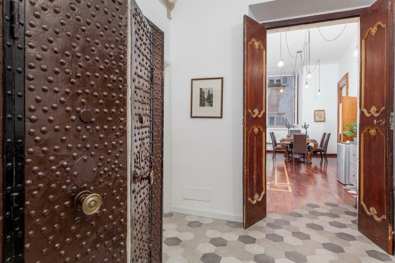 Palazzo Del Duca Piazza Navona Guest House Rom Exteriör bild